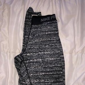 Nike Pro Dri-Fit Leggings